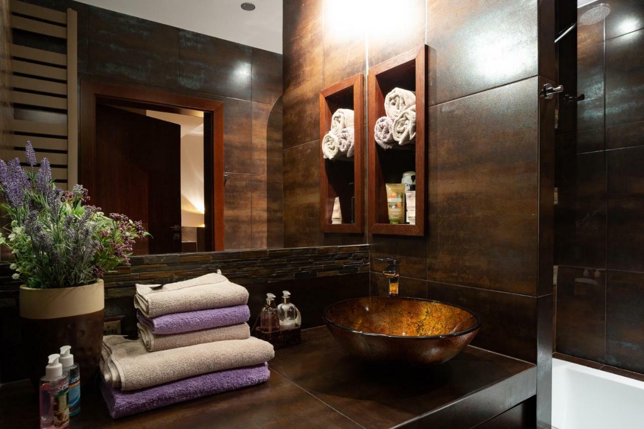 Moderna Francuska Park Apartment *